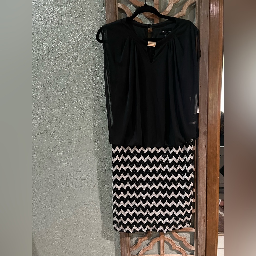 Perceptions NWT Black Print dress - Picture 2 of 5